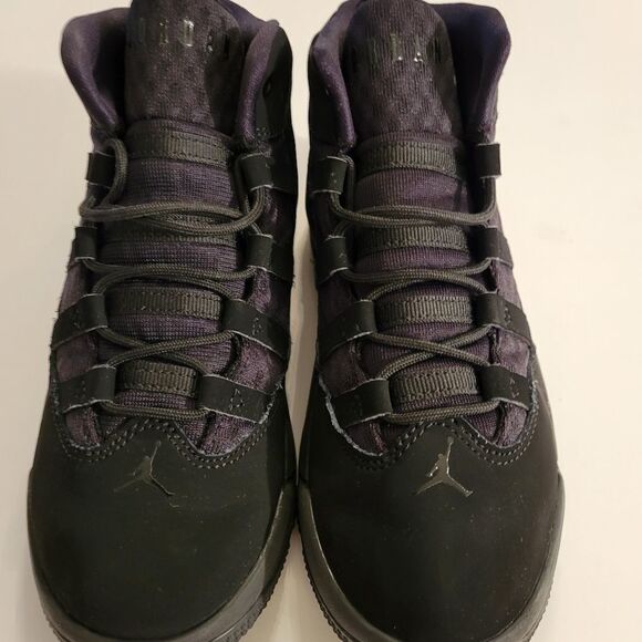 JORDAN  GRADE  SCHOOL BOYS' MAX AURA SNEAKER BOOT - Picture 16 of 16